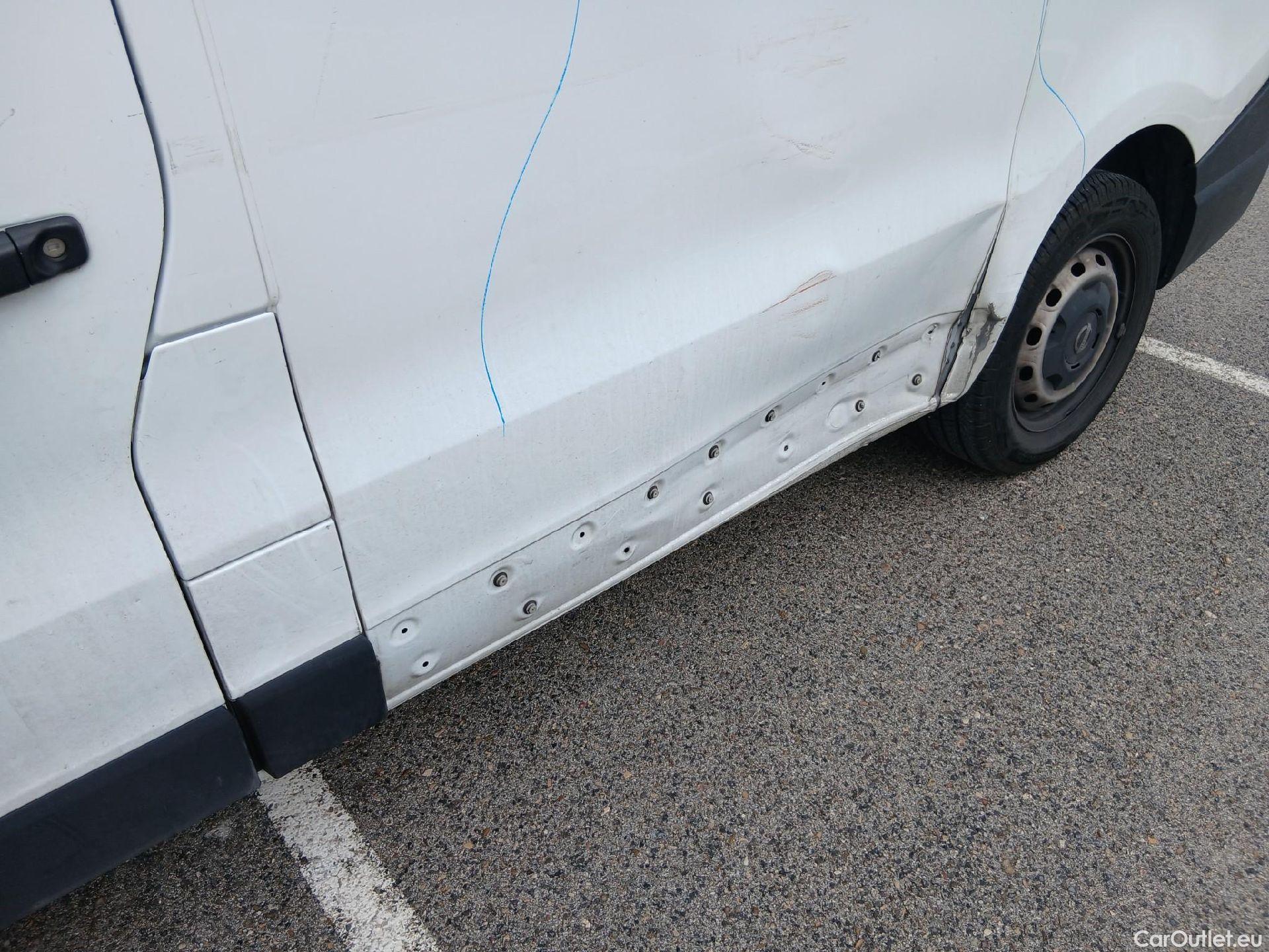  Nissan  NV300 NISSAN  / 2016 / 4P / furgón 2.0dCi 88kW (120CV) L1H1 1T Optima #16