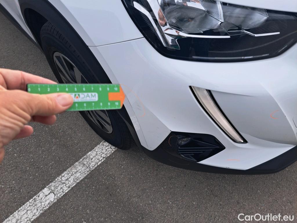  Peugeot  2008 PEUGEOT  / 2019 / 5P / todoterreno Active BlueHDI 81kW (110CV) #42