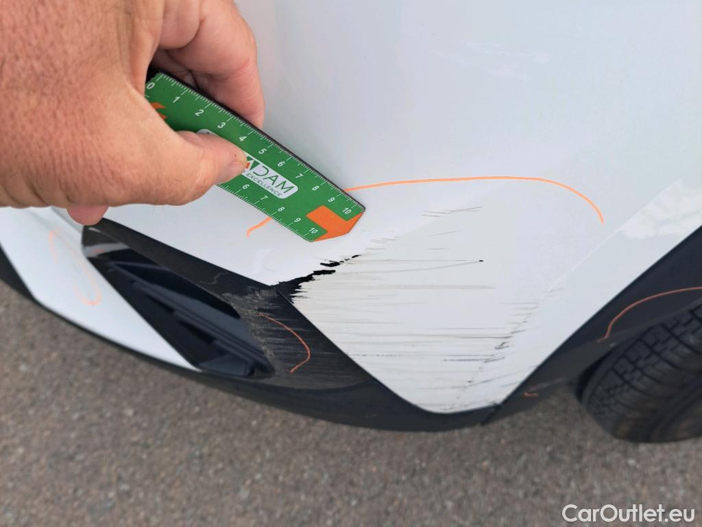  Peugeot  2008 PEUGEOT  / 2019 / 5P / todoterreno Active BlueHDI 81kW (110CV) #23