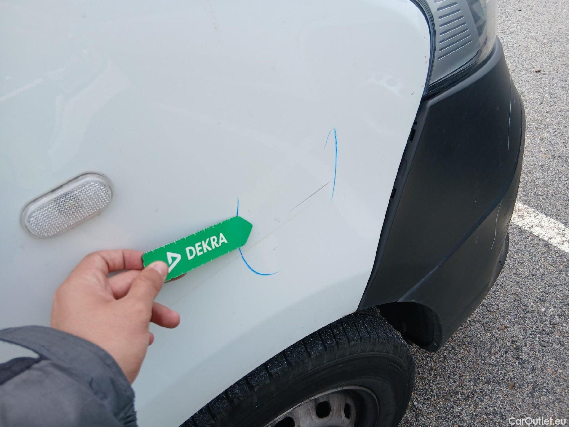  Nissan  NV300 NISSAN  / 2016 / 4P / furgón 2.0dCi 88kW (120CV) L1H1 1T Optima #44