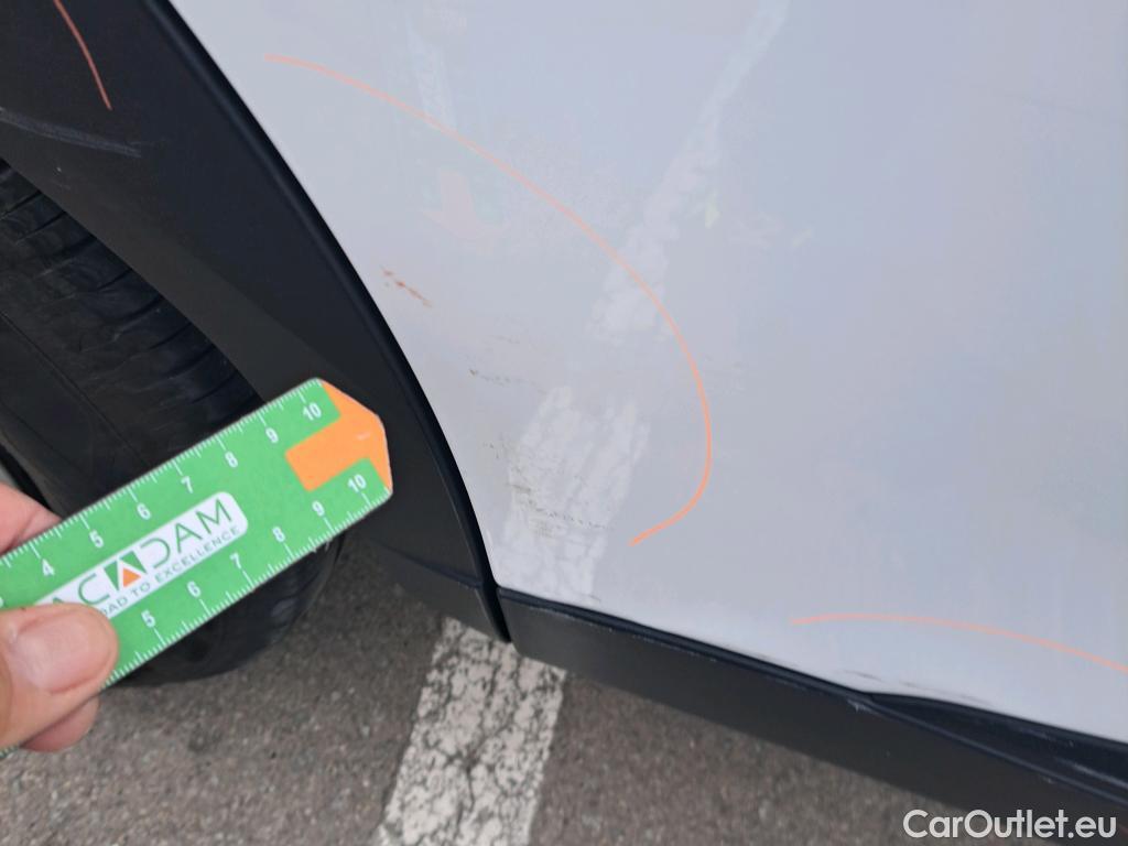  Peugeot  2008 PEUGEOT  / 2019 / 5P / todoterreno Active BlueHDI 81kW (110CV) #17