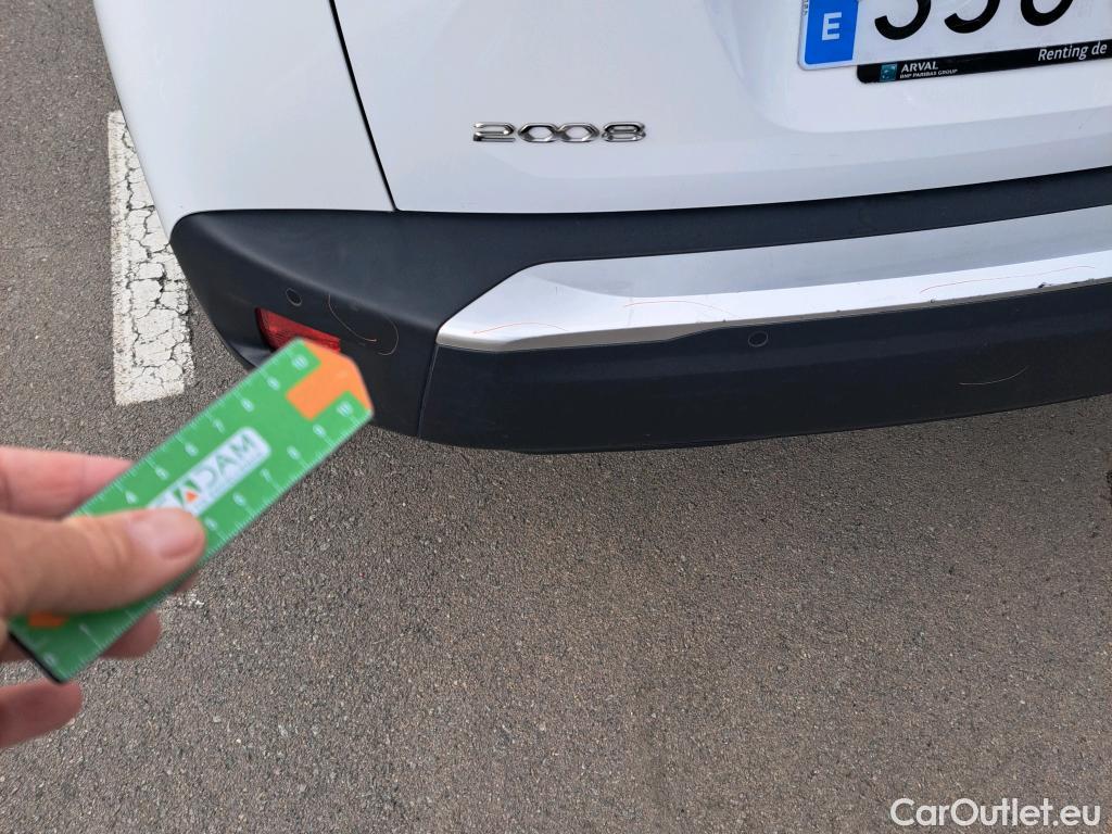  Peugeot  2008 PEUGEOT  / 2019 / 5P / todoterreno Active BlueHDI 81kW (110CV) #35