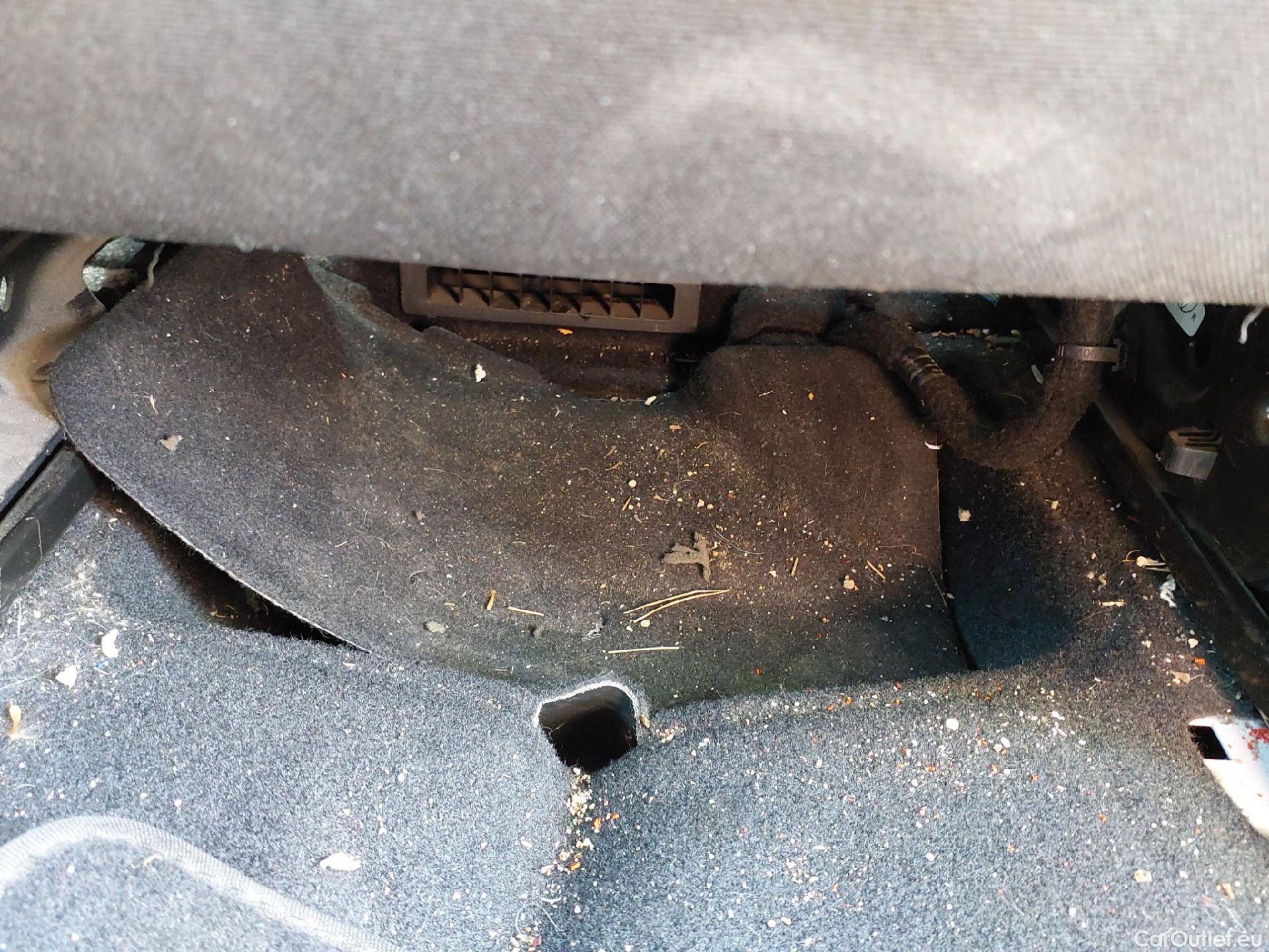  Opel  Combo OPEL  Life / 2018 / 5P / combi 1.5 TD 75kW (100CV) S/S Edition L (IND) #3