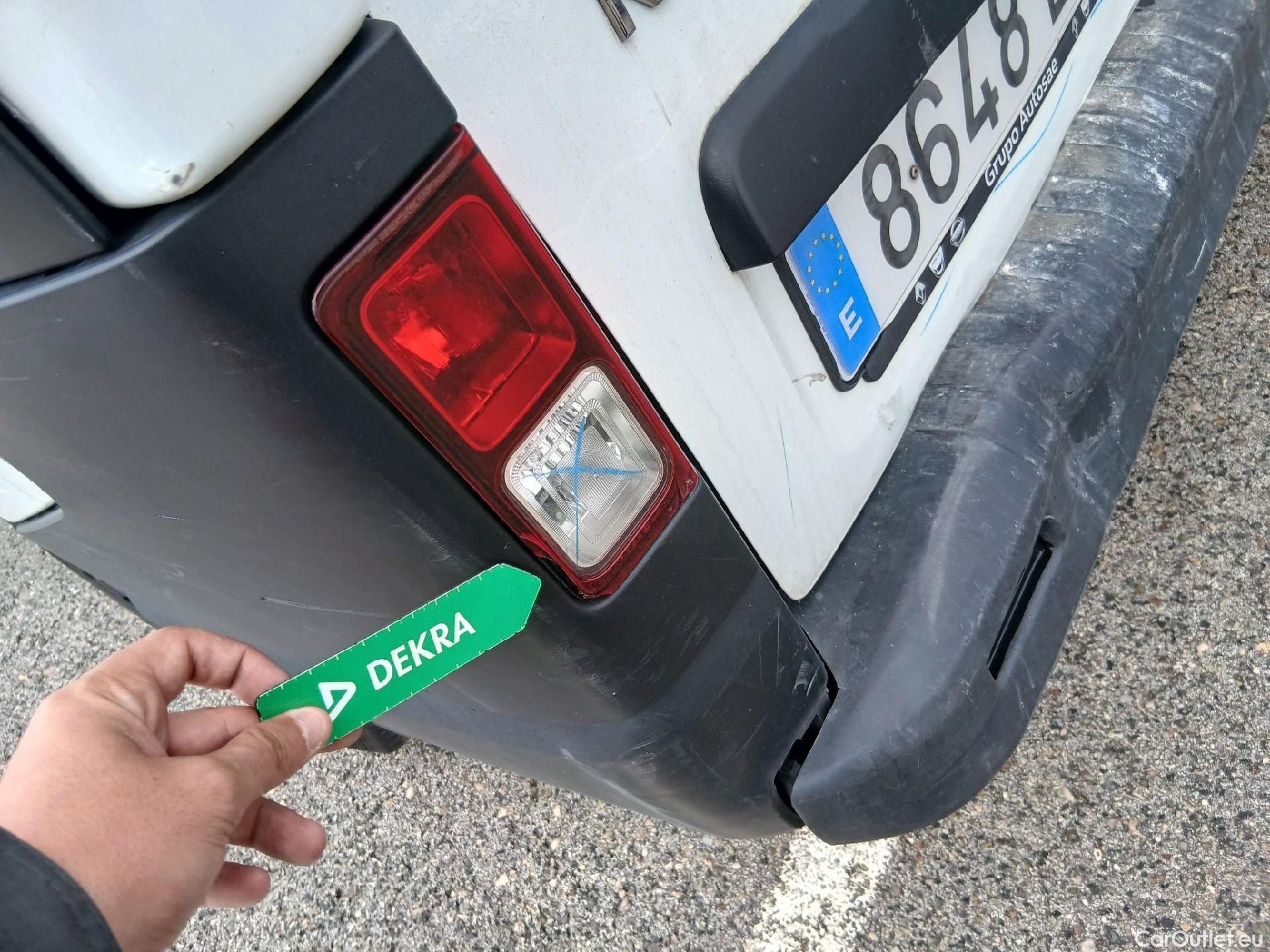  Nissan  NV300 NISSAN  / 2016 / 4P / furgón 2.0dCi 88kW (120CV) L1H1 1T Optima #24