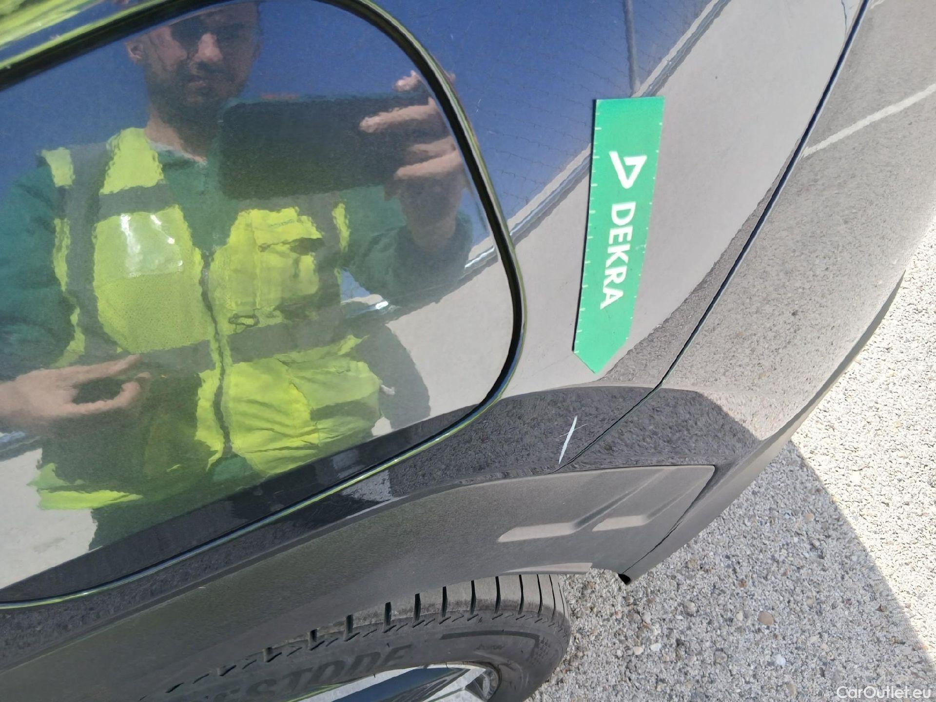  Hyundai  Tucson HYUNDAI  / 2020 / 5P / todoterreno 1.6 TGDI PHEV 195kW Tecno Sky Auto 4x4 #28