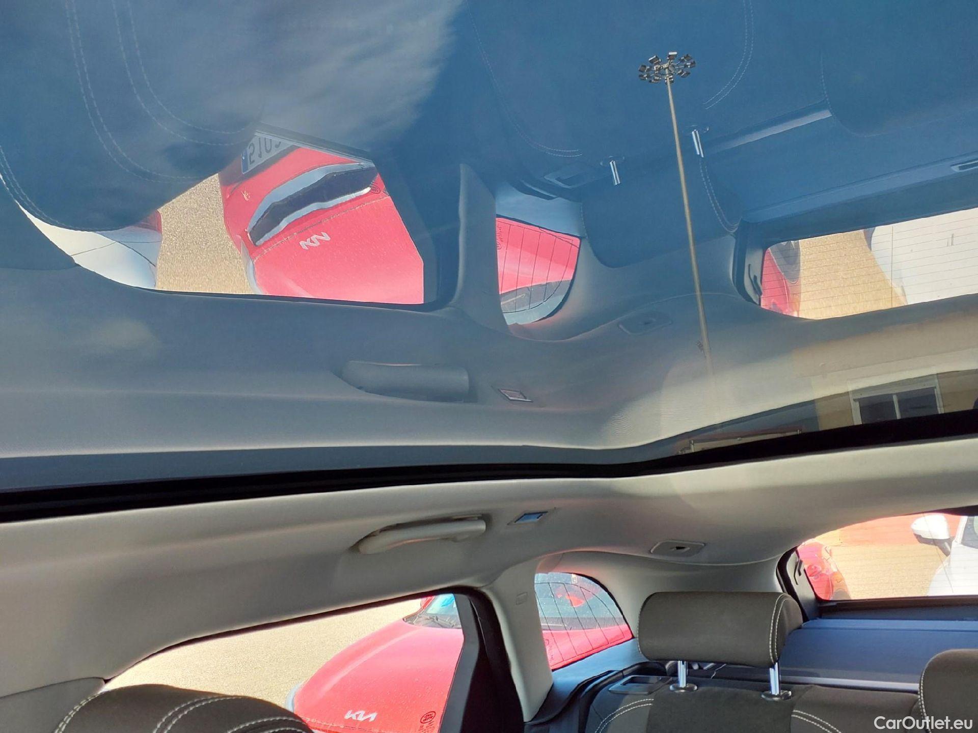  Land Rover  Range Rover LAND ROVER  Velar / 2017 / 5P / todoterreno 2.0 D180 132kW (180CV) 4WD Auto #17