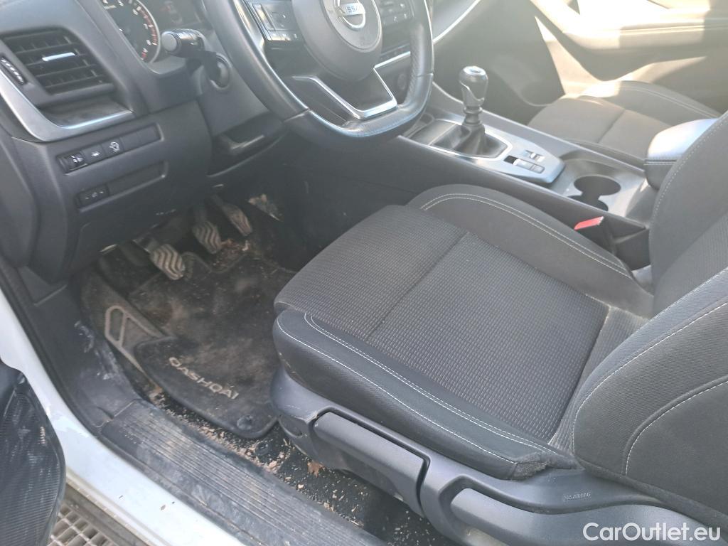  Nissan  Qashqai NISSAN  / 2021 / 5P / todoterreno DIG-T 103kW (140CV) mHEV 4x2 Acenta #8