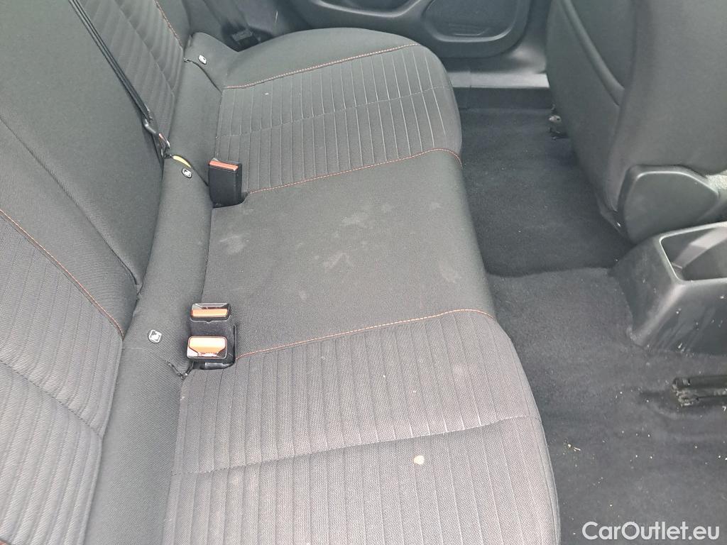  Peugeot  2008 PEUGEOT  / 2019 / 5P / todoterreno Active BlueHDI 81kW (110CV) #8