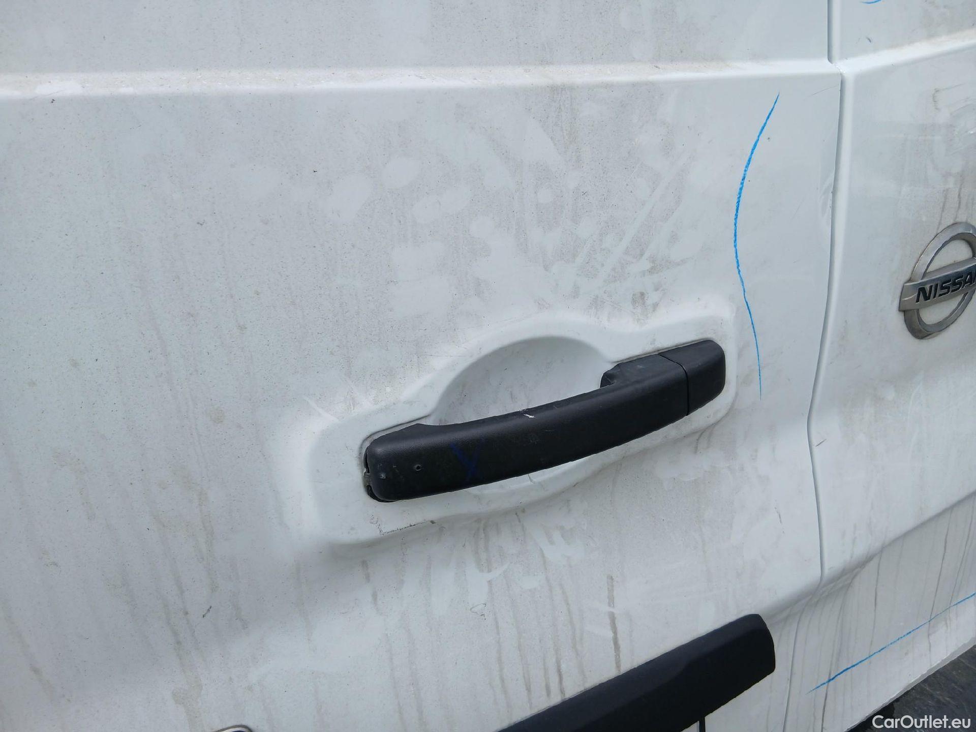  Nissan  NV300 NISSAN  / 2016 / 4P / furgón 2.0dCi 88kW (120CV) L1H1 1T Optima #32