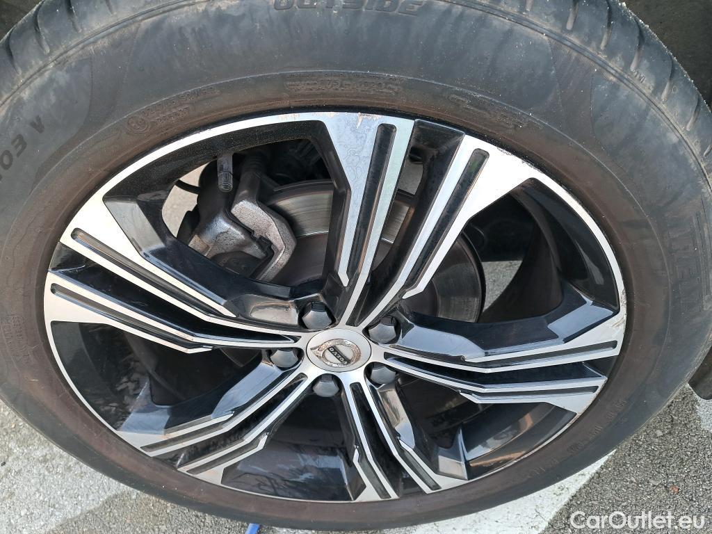  Volvo  XC 40 VOLVO XC40 / 2017 / 5P / todoterreno 1.5 T4 Twin Recharge Inscription Auto #1