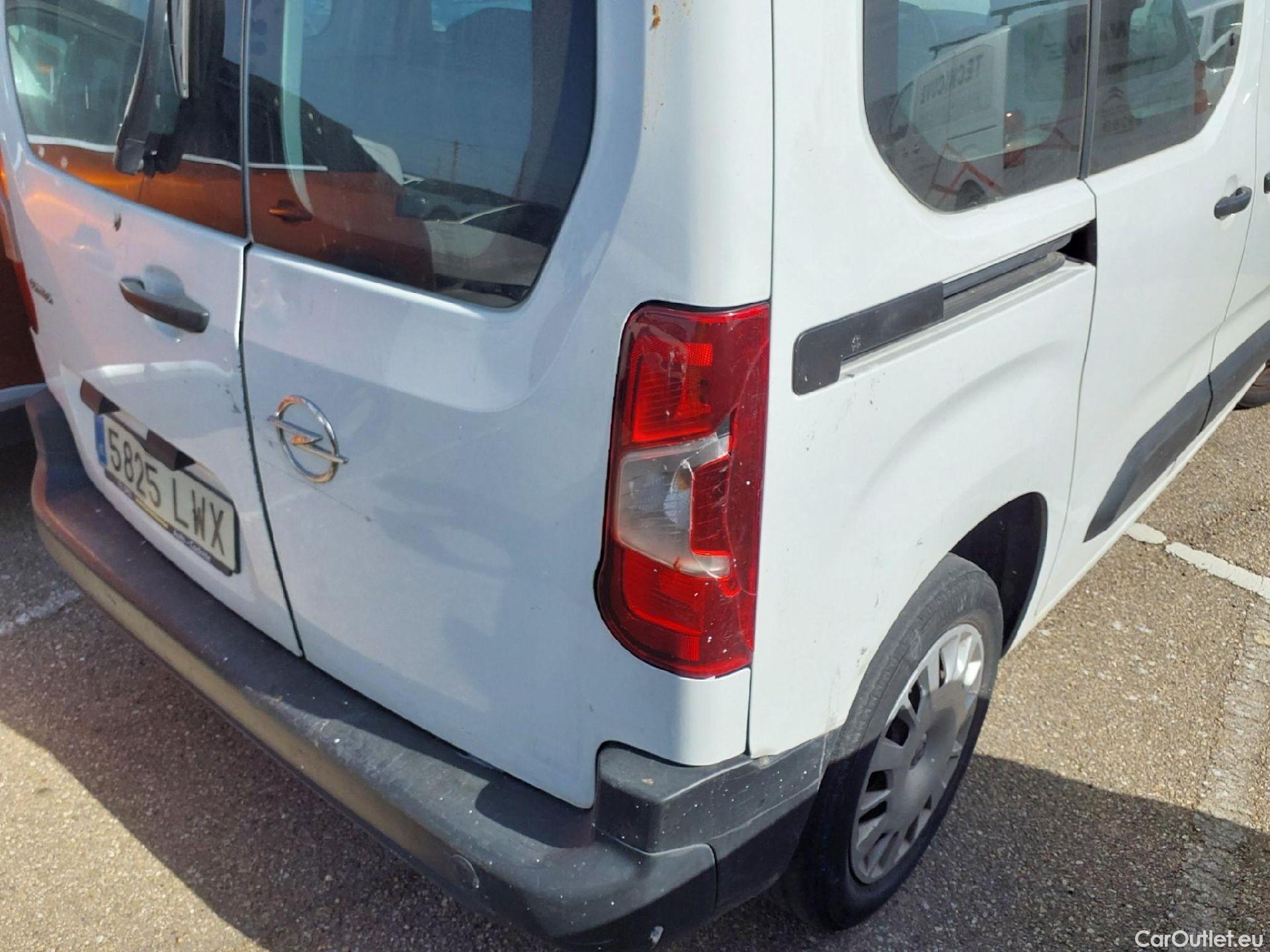  Opel  Combo OPEL  Life / 2018 / 5P / combi 1.5 TD 75kW (100CV) S/S Edition L (IND) #29