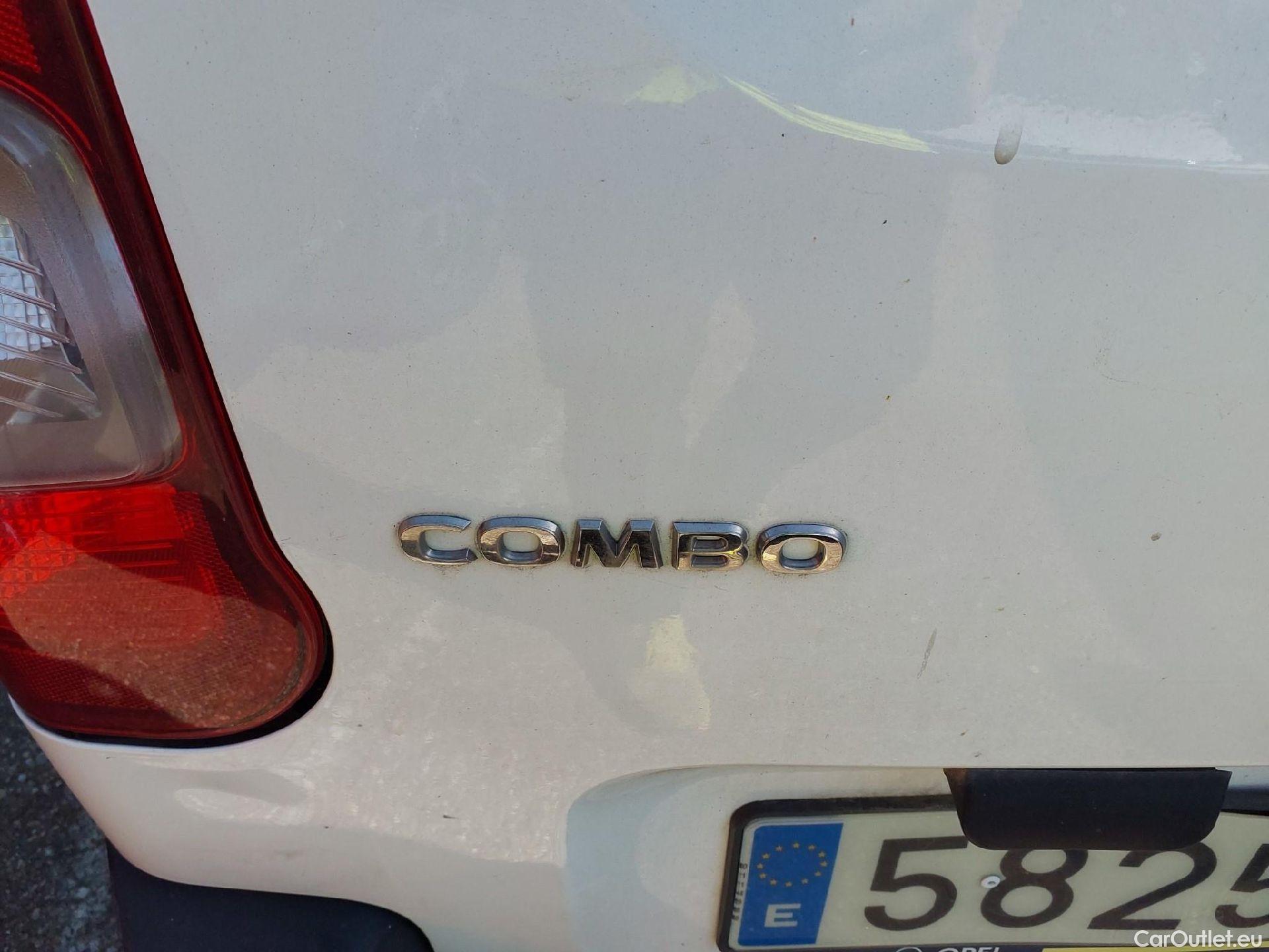  Opel  Combo OPEL  Life / 2018 / 5P / combi 1.5 TD 75kW (100CV) S/S Edition L (IND) #51