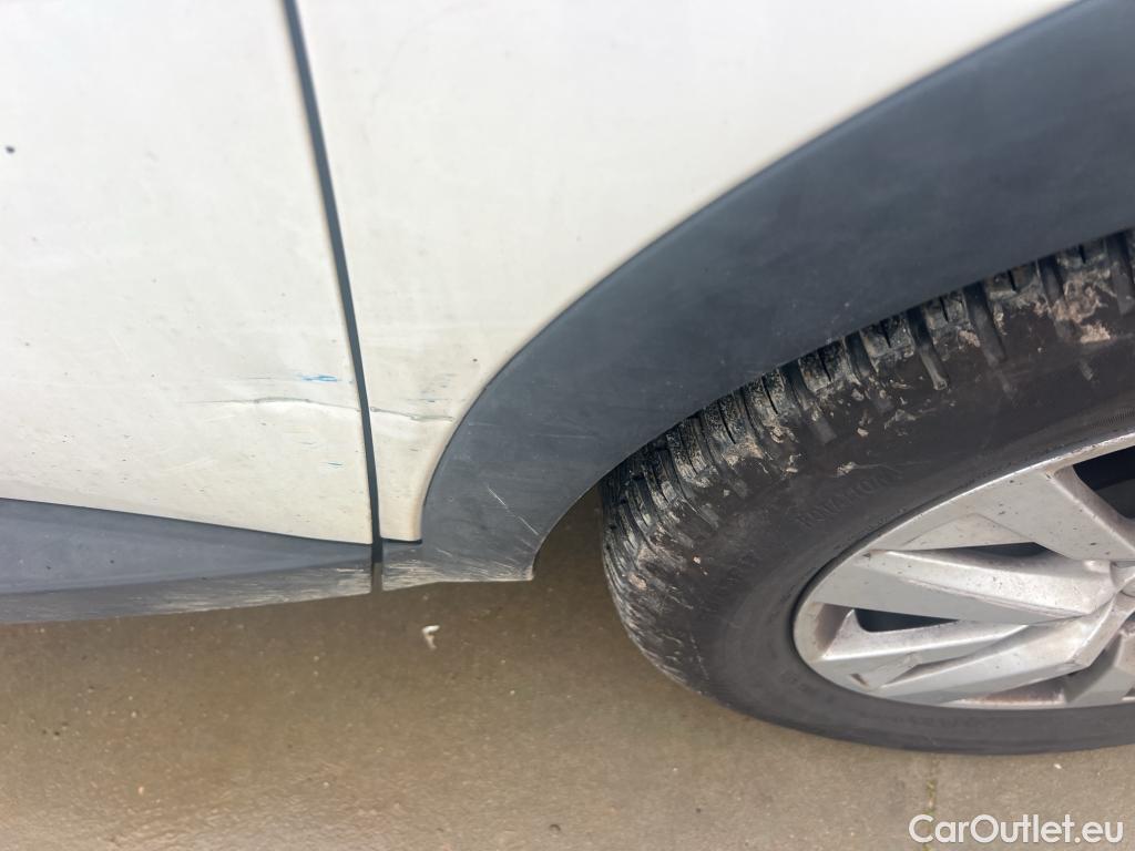  Peugeot  3008 PEUGEOT  / 2020 / 5P / todoterreno 1.5 BlueHDi 96kW (130CV) S&S Active Pack #9