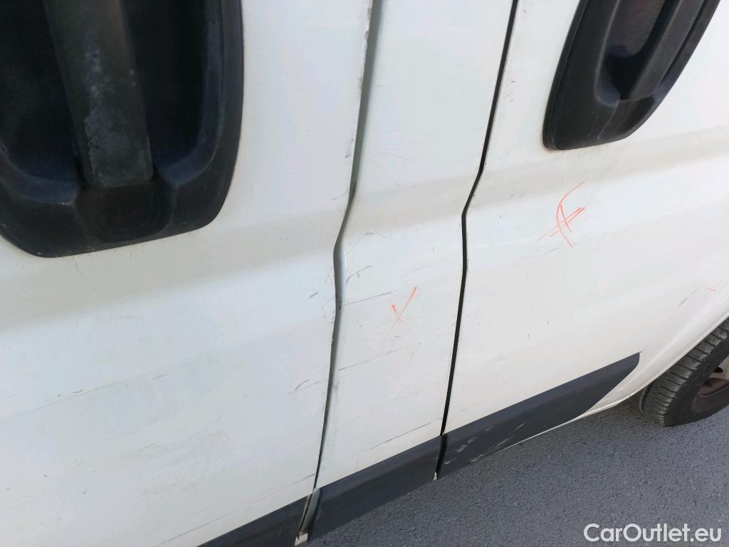  Citroen  Jumper CITROEN  / 2014 / 4P / furgón BlueHDi 103KW (140CV) Furgón 35L2H2 #PANELADO ISOTERMO# **SIN BATERIA** #34