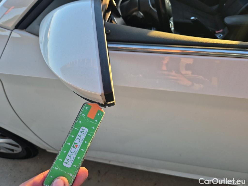  Skoda  KAMIQ SKODA  1.0 TSI 81kW (110CV) DSG Ambition #21