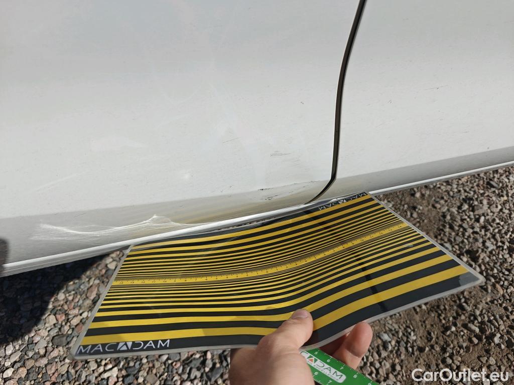  Seat  Leon SEAT Nuevo León / 2020 / 5P / familiar SP 1.4 e-Hybrid DSG S&S Xcellence Go L #9