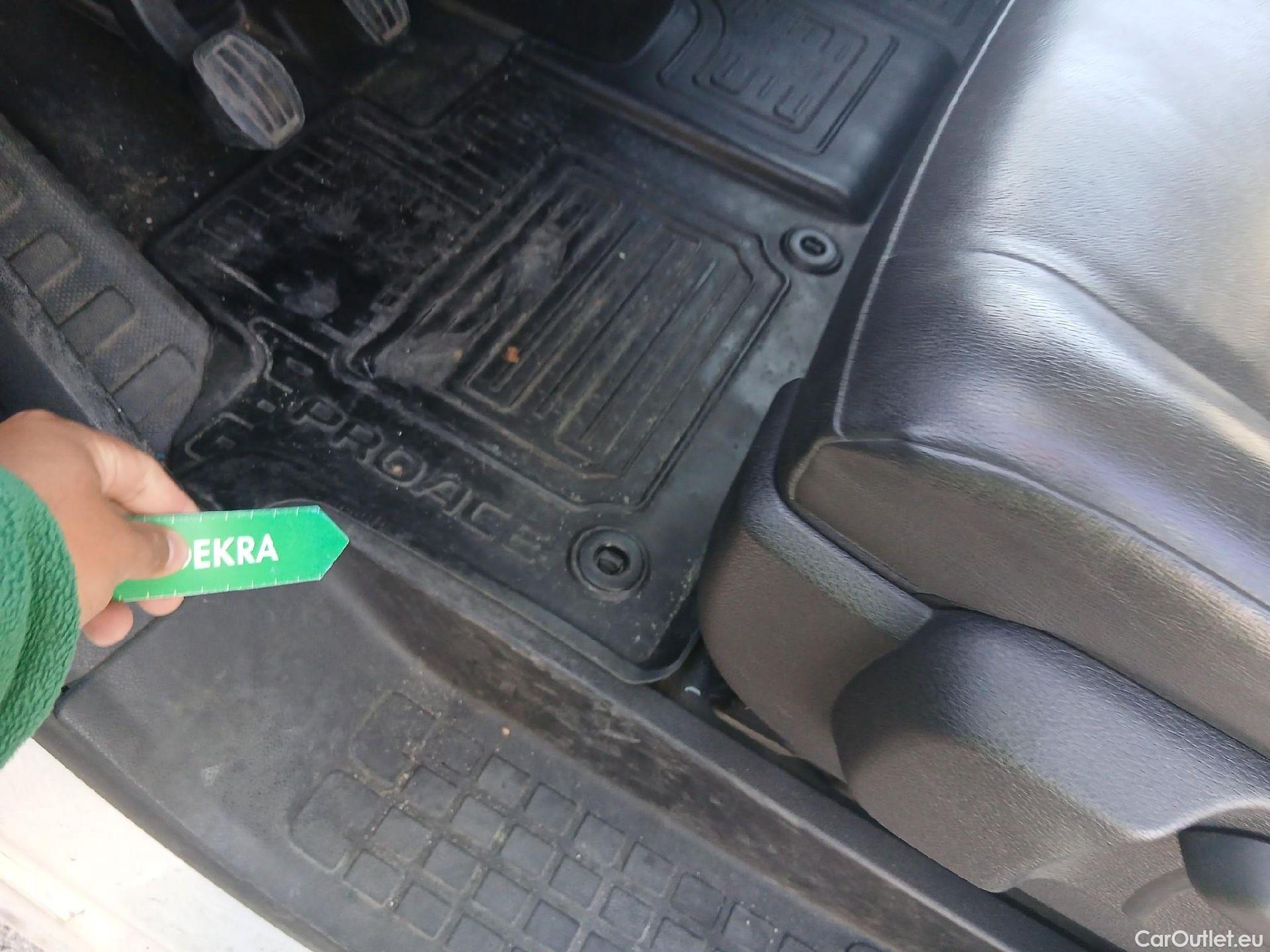  Toyota  Proace TOYOTA  / 2016 / 4P / furgón FU. MEDIO (L1) 2.0D 90kW COMFORT CARGA + #7