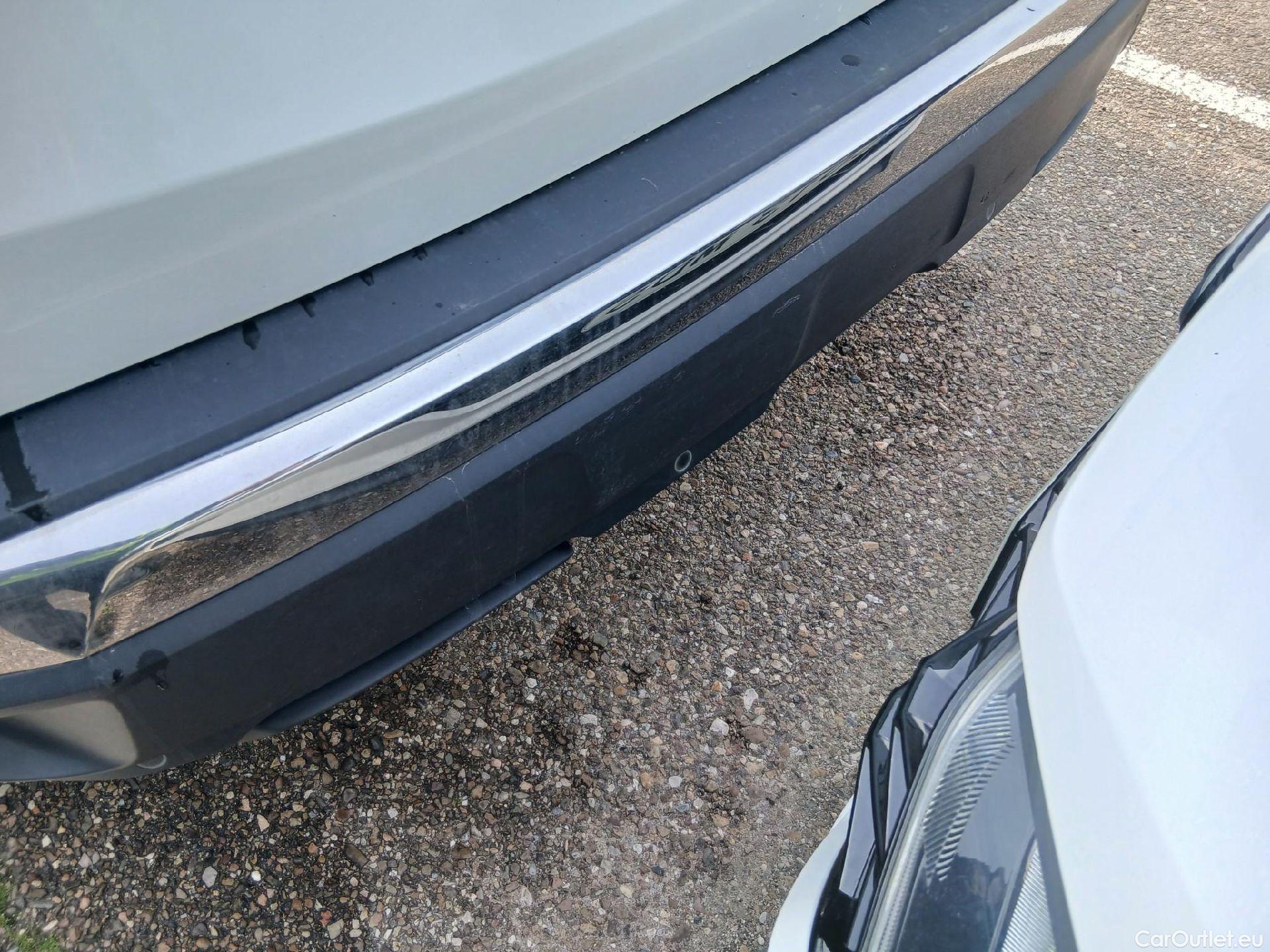  Peugeot  3008 PEUGEOT  Hybrid / 2020 / 5P / todoterreno 300 e-EAT8 Allure Pack #11