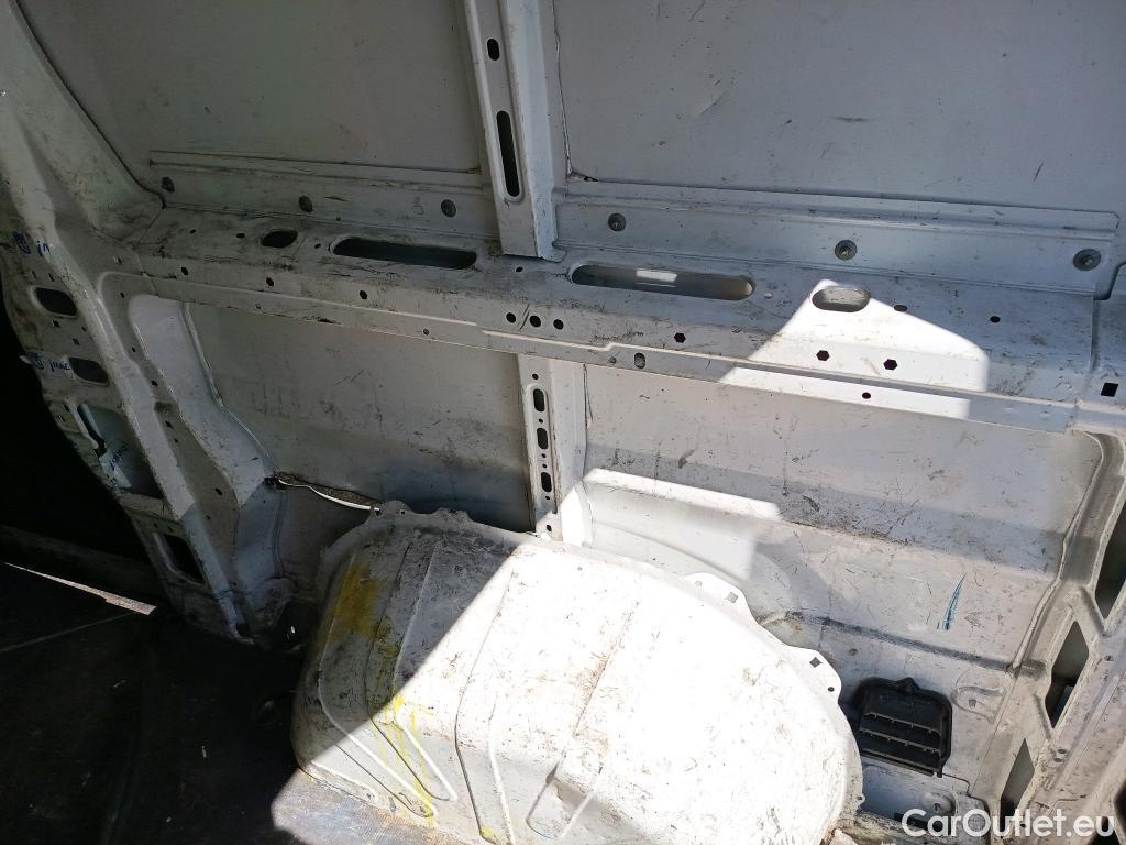  Fiat  Ducato FIAT  / 2014 / 4P / furgón Furgón 35 Medio 100kW Natural Power #18