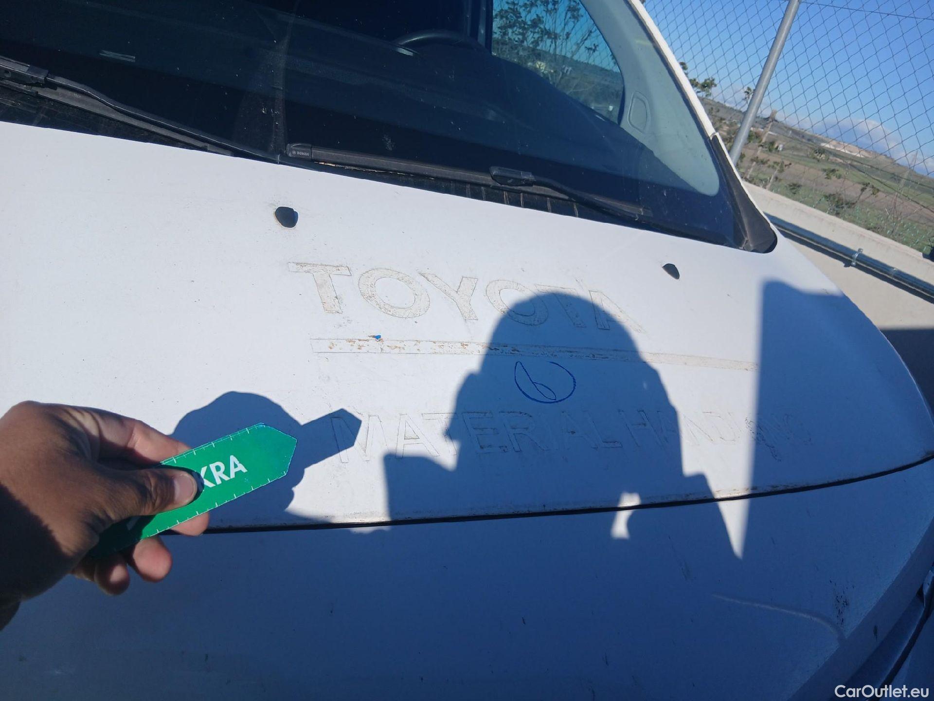  Toyota  Proace TOYOTA  / 2016 / 4P / furgón FU. MEDIO (L1) 2.0D 90kW COMFORT CARGA + #12