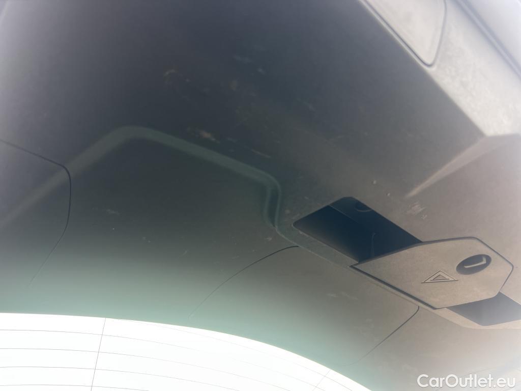  Peugeot  3008 PEUGEOT  / 2020 / 5P / todoterreno 1.5 BlueHDi 96kW (130CV) S&S Active Pack #24