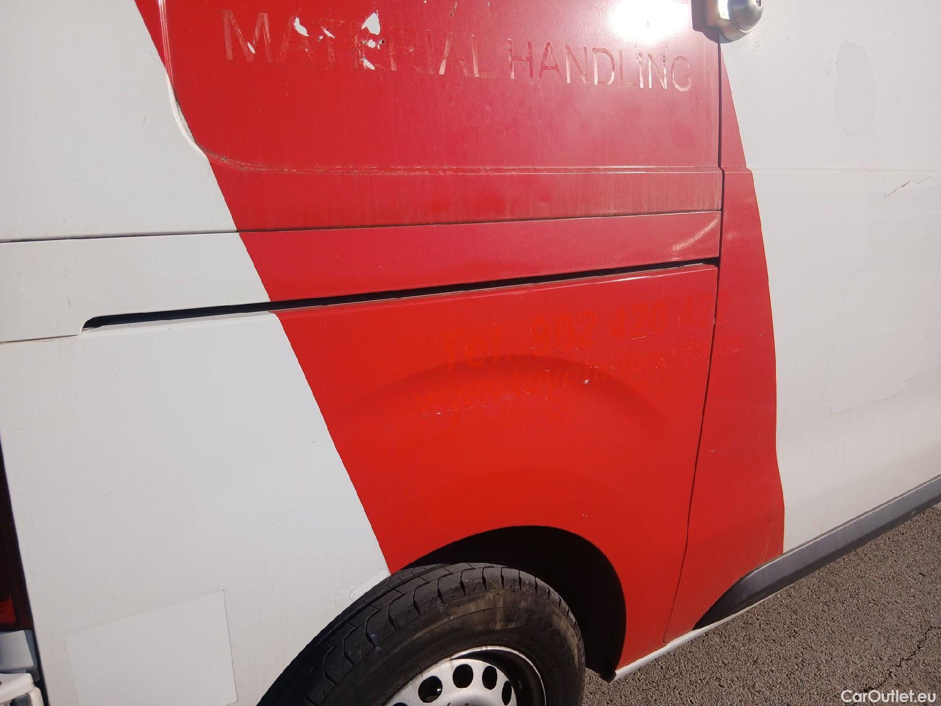  Toyota  Proace TOYOTA  / 2016 / 4P / furgón FU. MEDIO (L1) 2.0D 90kW COMFORT CARGA + #23