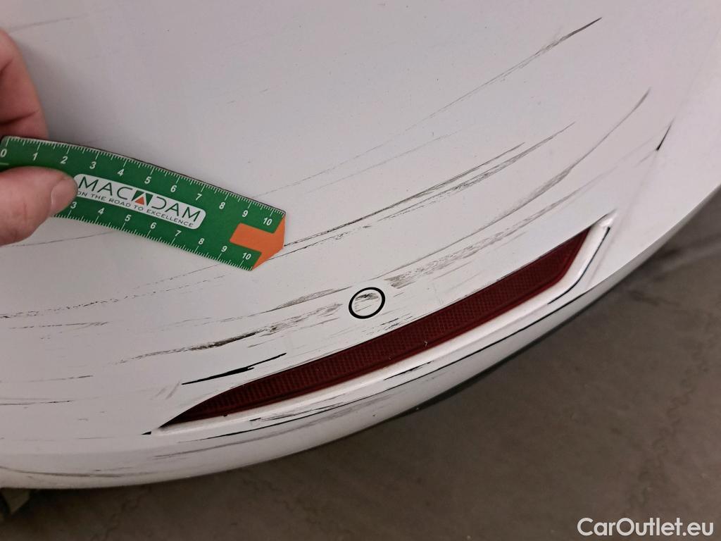  Seat  Leon SEAT Nuevo León / 2020 / 5P / berlina con portón 2.0 TDI 85kW S&S Style Go(SP) #36