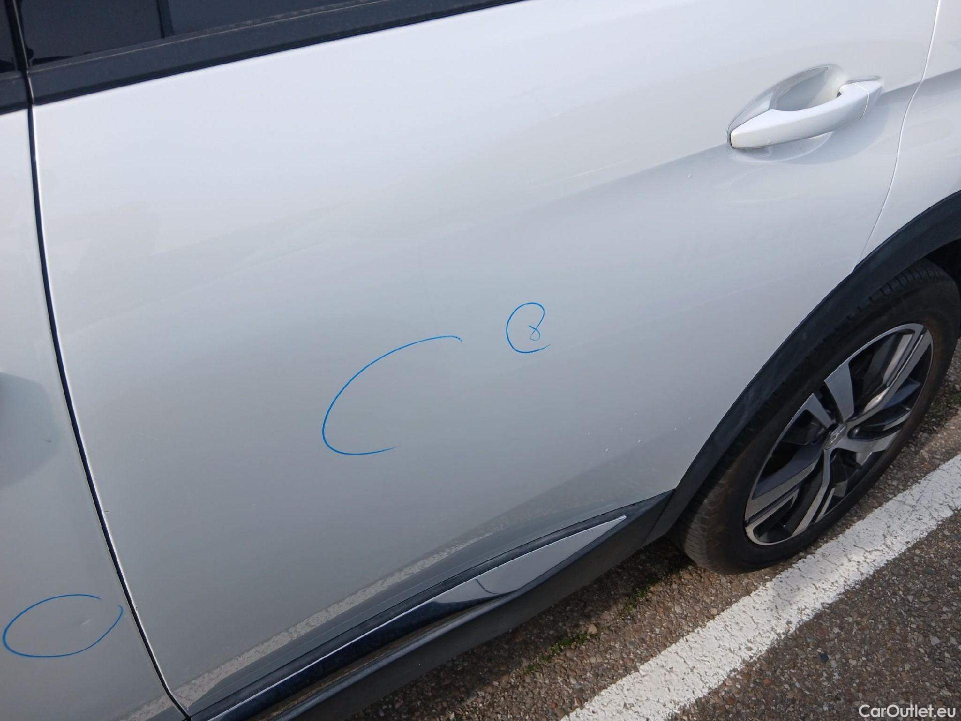  Peugeot  3008 PEUGEOT  Hybrid / 2020 / 5P / todoterreno 300 e-EAT8 Allure Pack #7