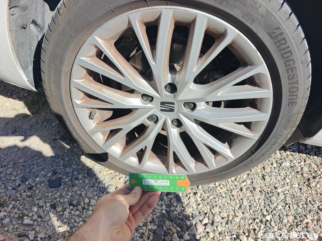  Seat  Leon SEAT Nuevo León / 2020 / 5P / familiar SP 1.4 e-Hybrid DSG S&S Xcellence Go L #28