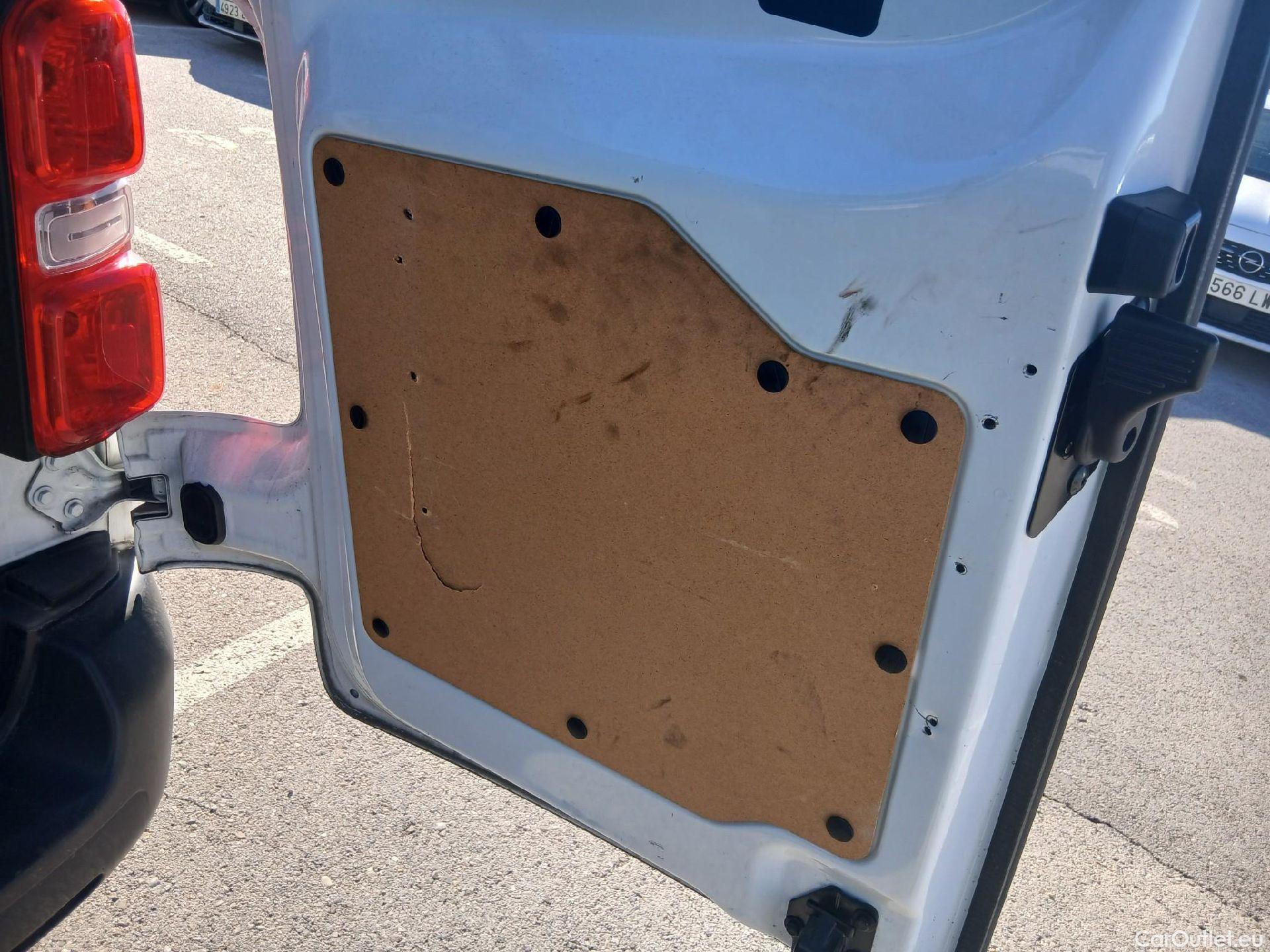  Toyota  Proace TOYOTA  / 2016 / 4P / furgón FU. MEDIO (L1) 2.0D 90kW COMFORT CARGA + #3