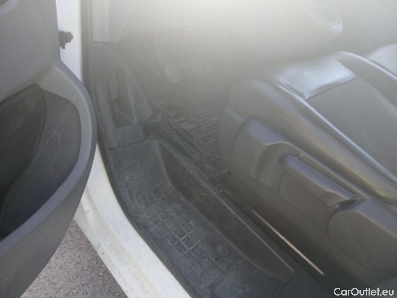  Toyota  Proace TOYOTA  / 2016 / 4P / furgón FU. MEDIO (L1) 2.0D 90kW COMFORT CARGA + #8