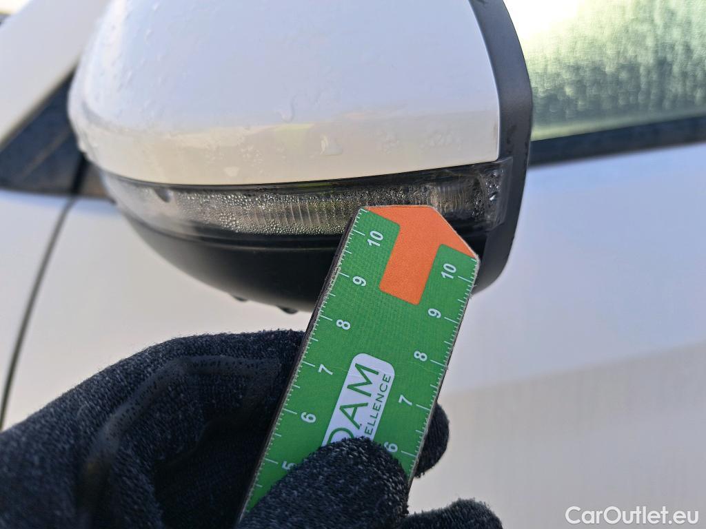  Hyundai  Tucson HYUNDAI  / 2018 / 5P / todoterreno 1.6 CRDI 85kW (116CV) 48V SLE 4X2(SP)(SL) #34