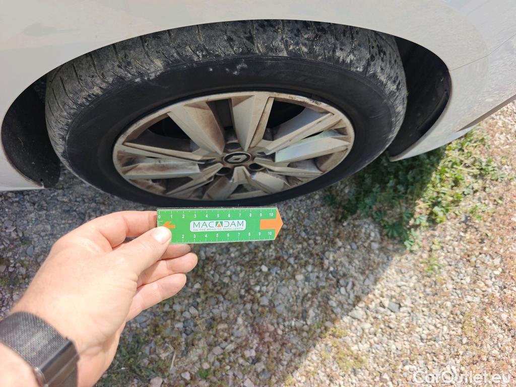  Renault  Megane RENAULT Mégane / 2020 / 5P / berlina con portón Equilibre Blue dCi 85 kW (115CV) #11