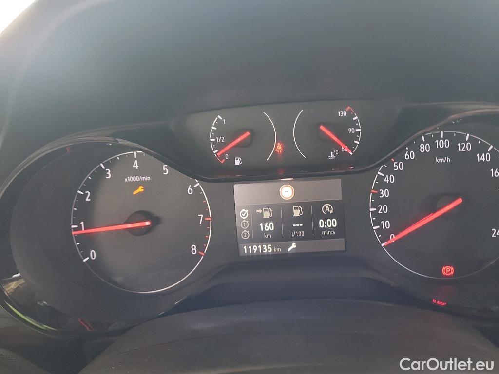  Opel  Corsa OPEL  / 2019 / 5P / berlina con portón 1.5D DT 74kW (100CV) Edition #24