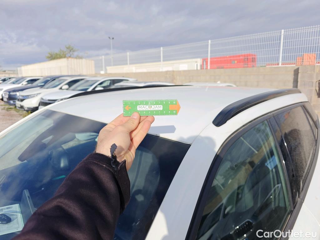  Peugeot  2008 PEUGEOT  / 2019 / 5P / todoterreno Allure BlueHDI 81kW (110CV) #1