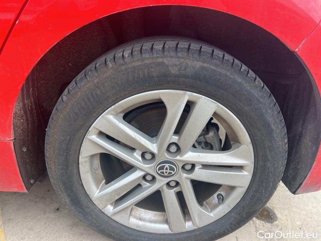  Toyota  Corolla TOYOTA  1.8 125H ACTIVE TECH E-CVT #17