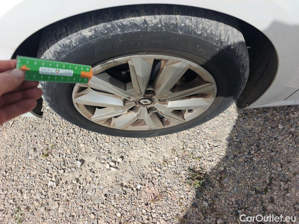  Renault  Megane RENAULT Mégane / 2020 / 5P / berlina con portón Equilibre Blue dCi 85 kW (115CV) #10