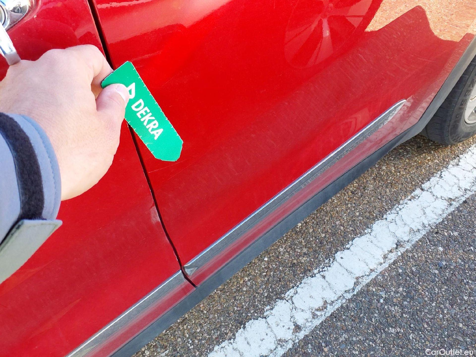  KIA  Niro KIA e- / 2016 / 5P / crossover e- 150kW Emotion (Long Range) #10