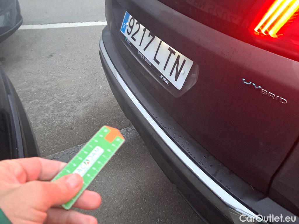  Peugeot  3008 PEUGEOT  Hybrid / 2020 / 5P / todoterreno 225 e-EAT8 Allure (AC2) #7