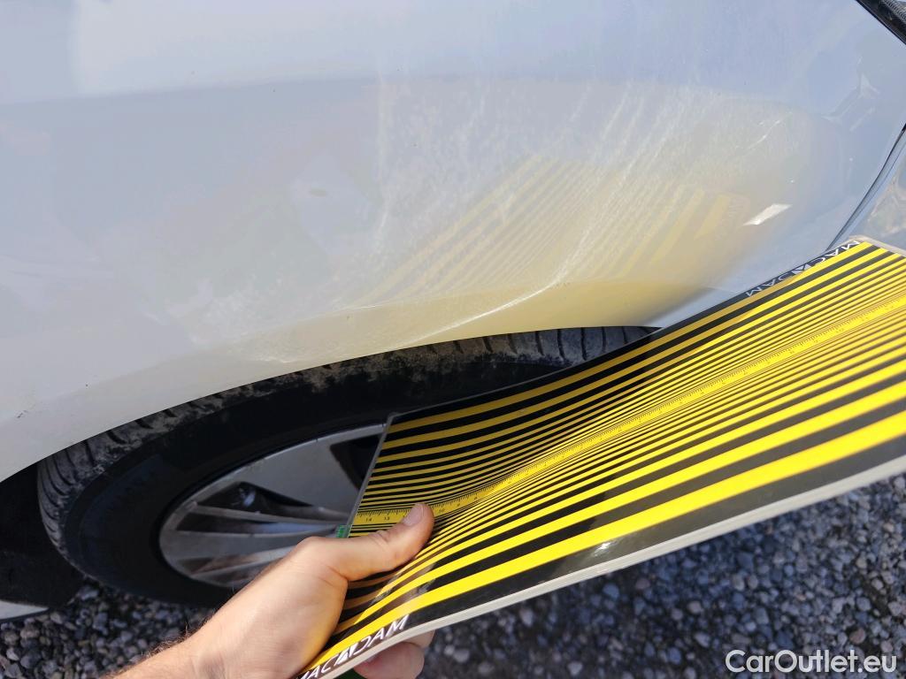  Ford  Focus FORD  5p 3G berlina con portón 1.5 TDCi E6 70kW (95CV) Trend+ #38