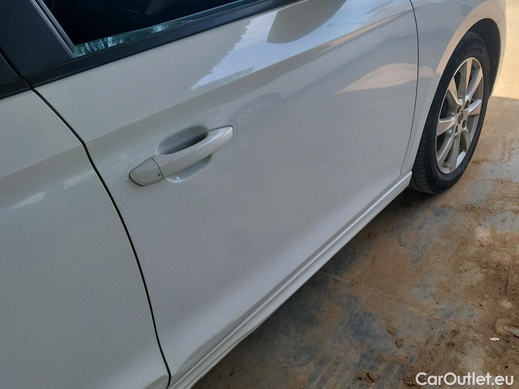  Opel  Corsa OPEL  / 2019 / 5P / berlina con portón 1.5D DT 74kW (100CV) Edition #7