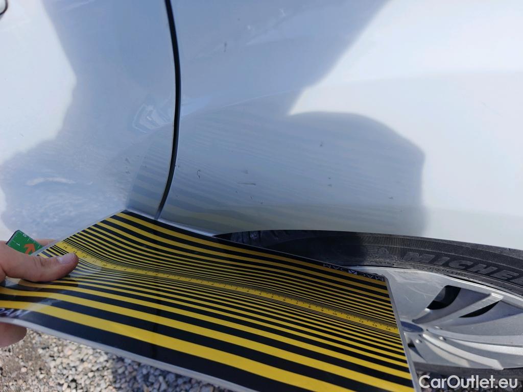  Ford  Focus FORD  5p 3G berlina con portón 1.5 TDCi E6 70kW (95CV) Trend+ #35