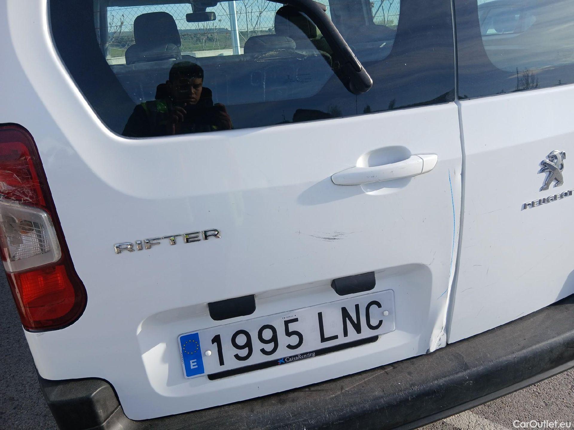  Peugeot  RIFTER PEUGEOT  / 2018 / 4P / combi Active Standard BlueHDi 73kW (IND) #61