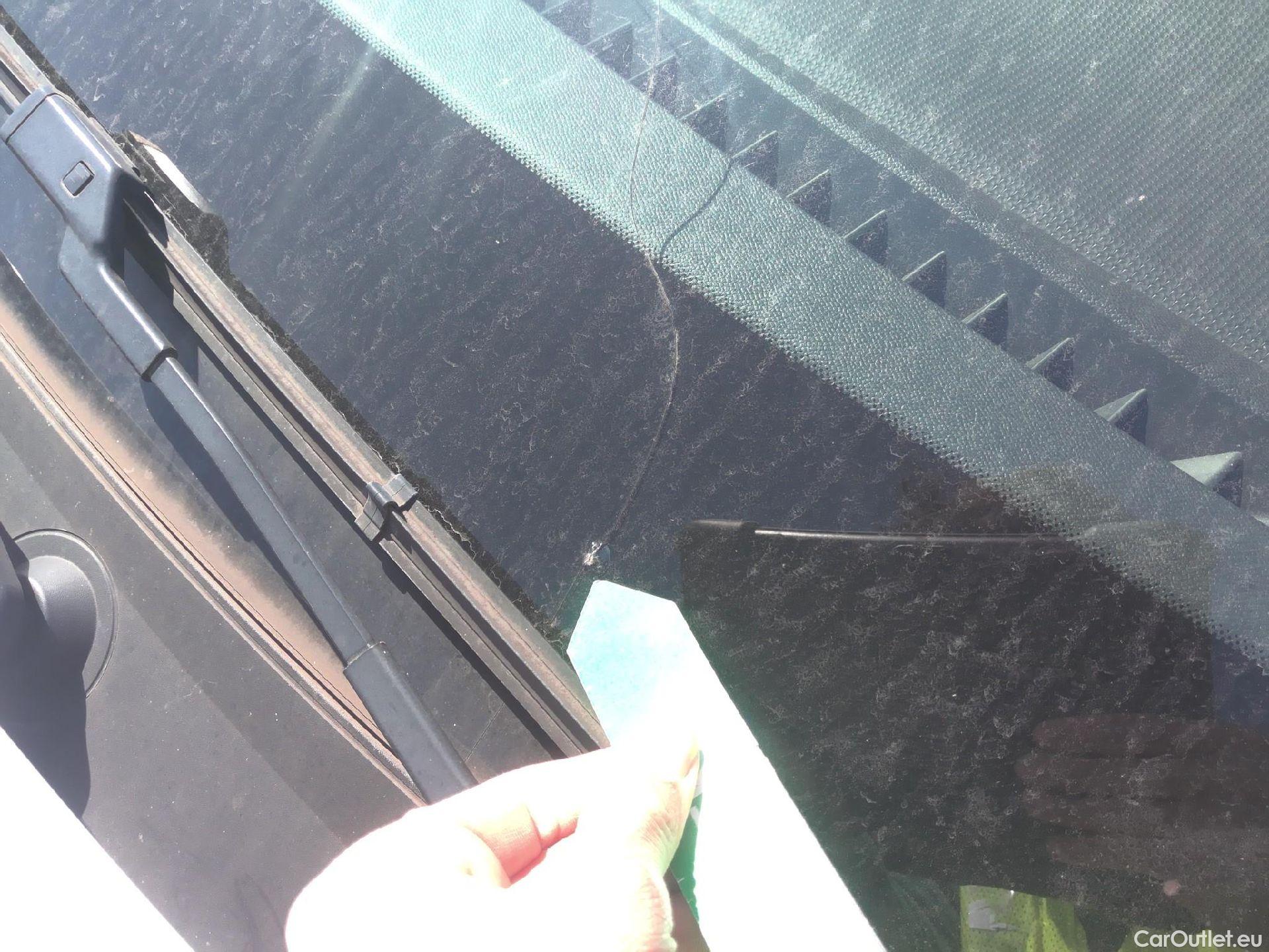  Opel  Corsa OPEL  / 2019 / 5P / berlina con portón 1.2 XEL 55kW (75CV) Edition #6