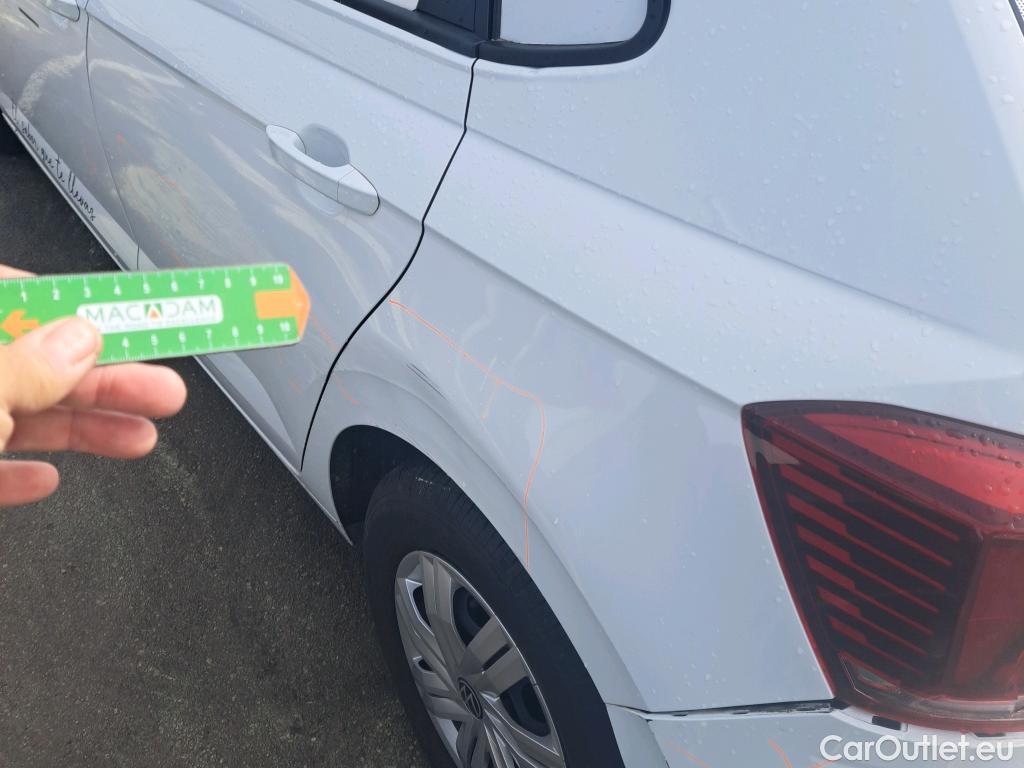  Volkswagen  Polo VOLKSWAGEN  / 2017 / 5P / berlina con portón Edition 1.0 59kW (80CV) #5