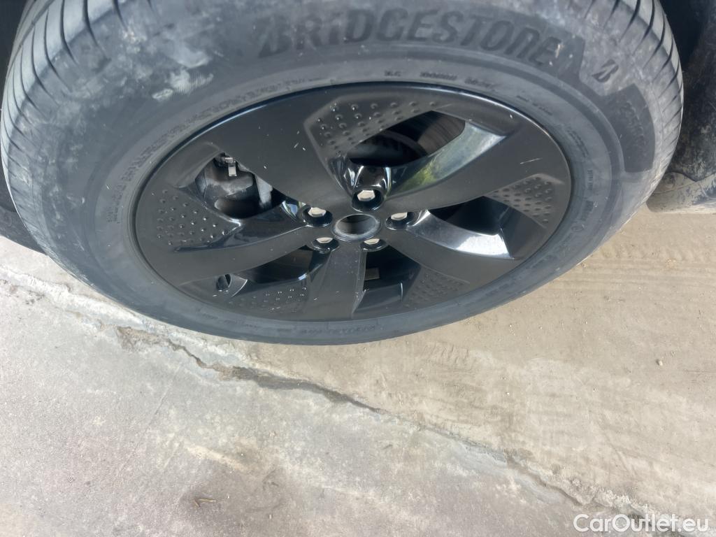  Land Rover  Discovery LAND ROVER  Sport / 2019 / 5P / todoterreno 2.0 Si4 200 PS AWD Auto MHEV S #34