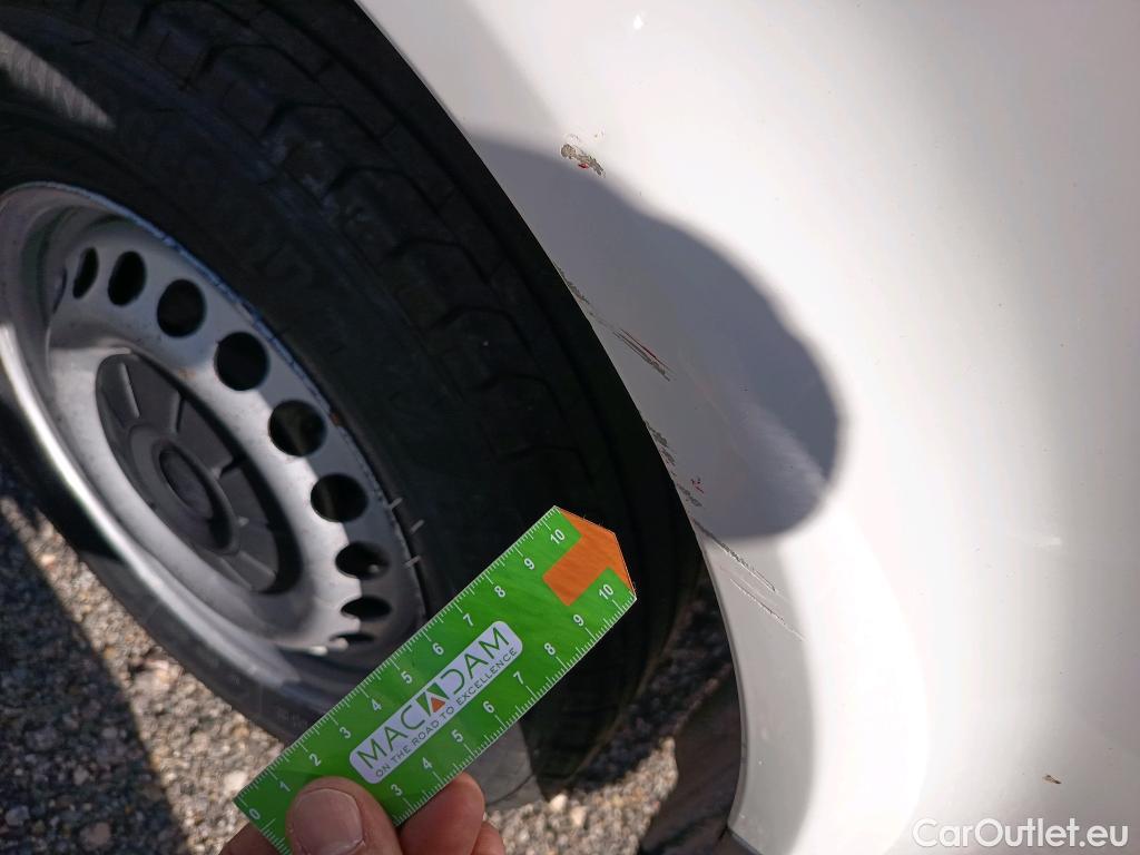  Land Rover  Discovery VOLKSWAGEN Transporter / 2020 / 4P / furgón Furgón Corto TN 2.0 TDI 110kW 4MO #2