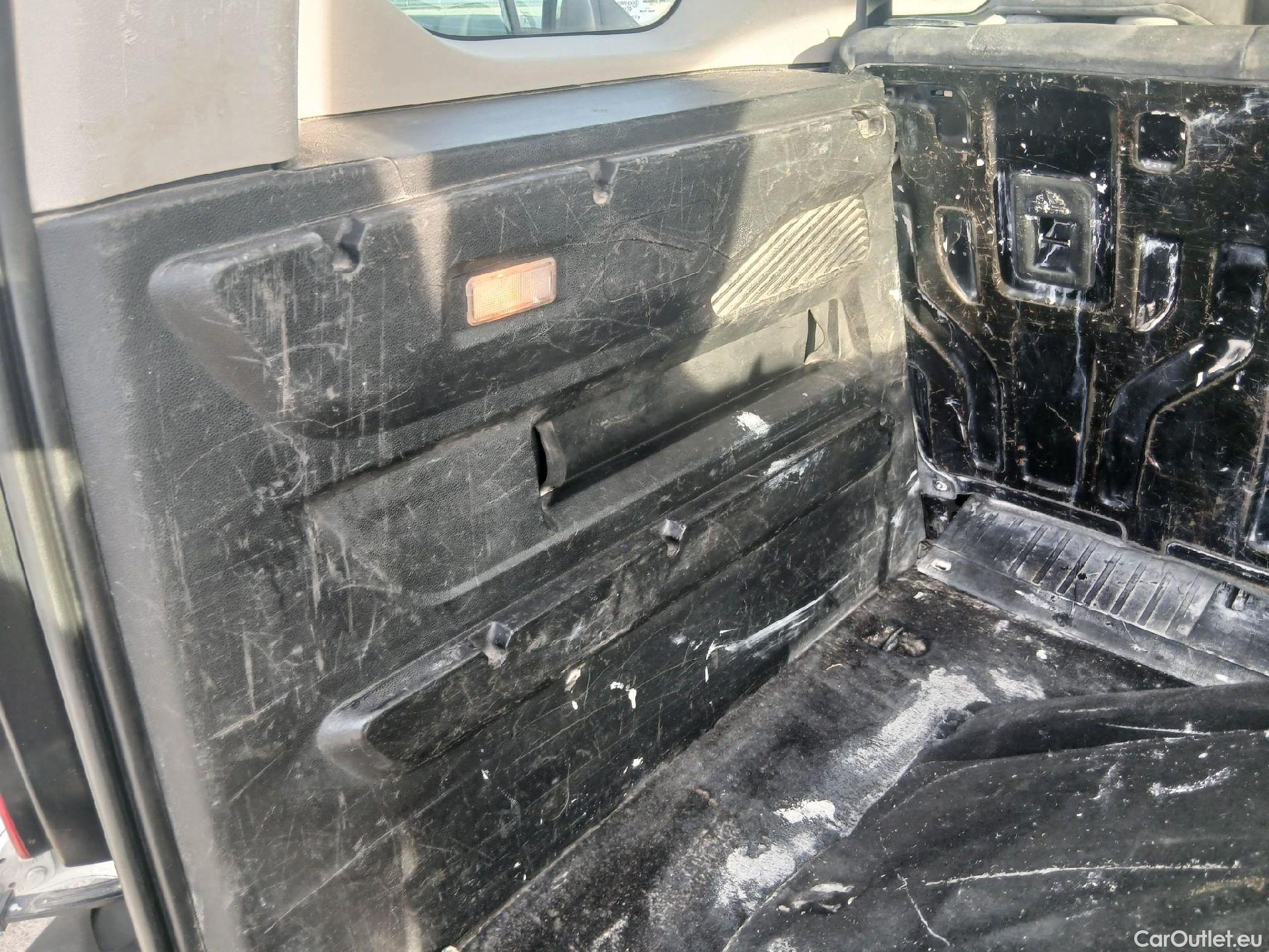  Peugeot  RIFTER PEUGEOT  / 2018 / 4P / combi Active Standard BlueHDi 73kW (IND) #8