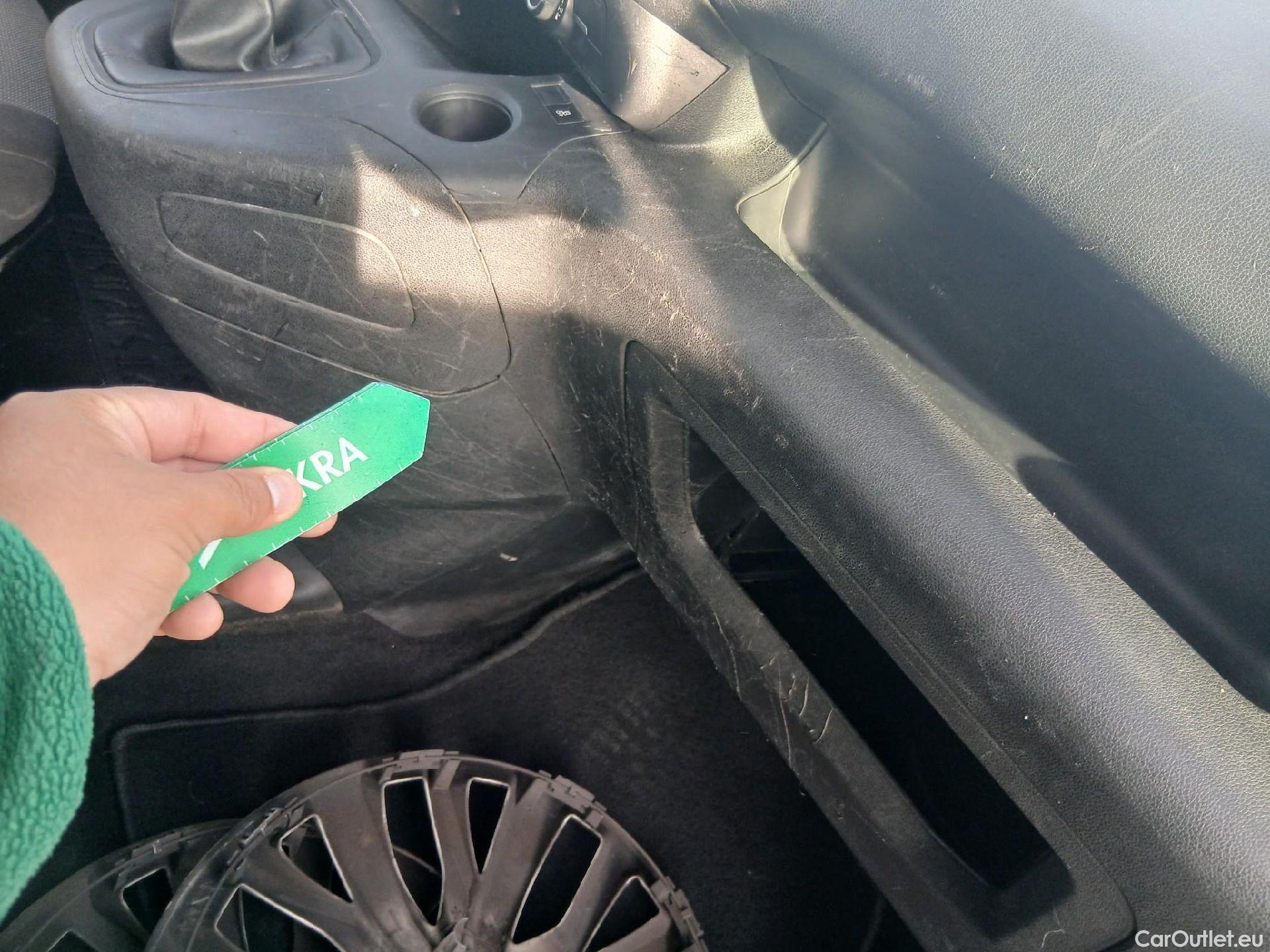  Peugeot  RIFTER PEUGEOT  / 2018 / 4P / combi Active Standard BlueHDi 73kW (IND) #21