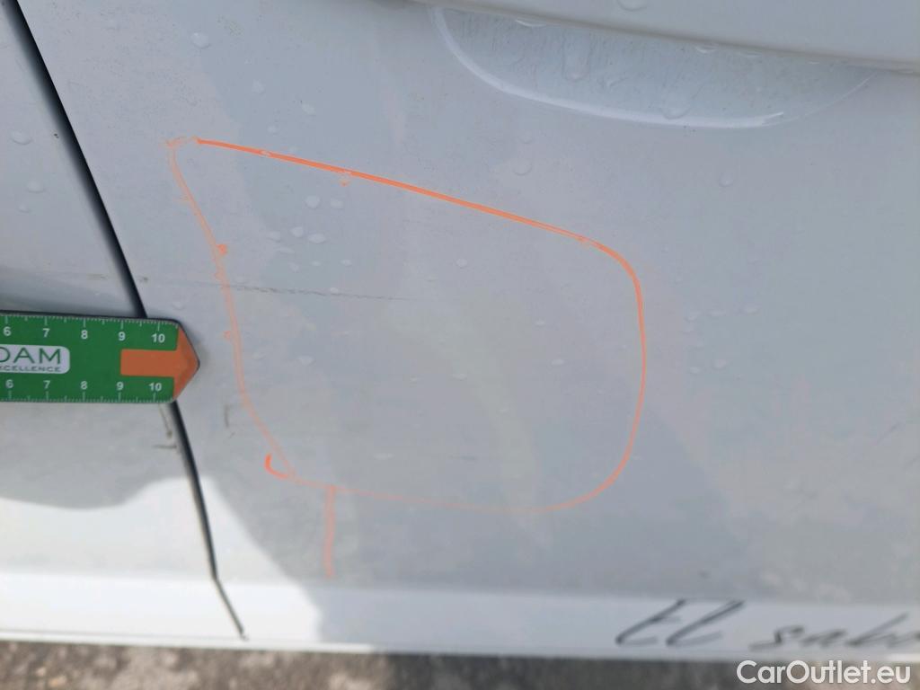  Volkswagen  Polo VOLKSWAGEN  / 2017 / 5P / berlina con portón Edition 1.0 59kW (80CV) #13